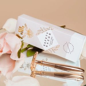 NWOT Eco Roots Safety Razor in Rose Gold